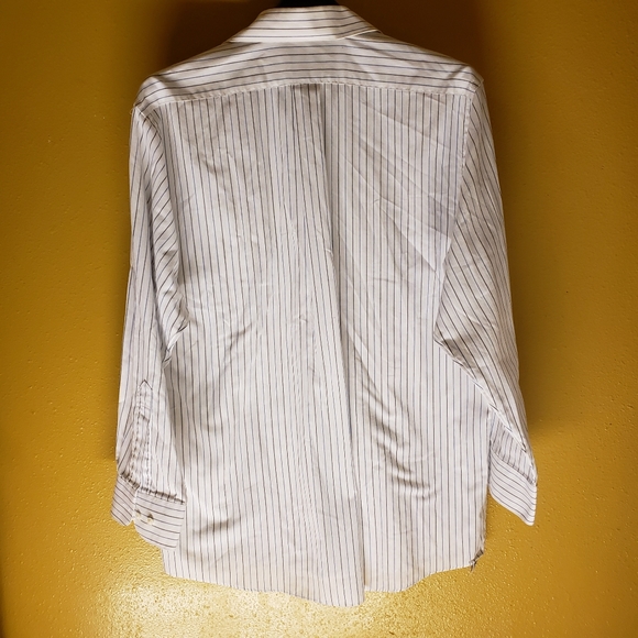 Van Heusen Men's Button Down Shirt - Picture 3 of 4